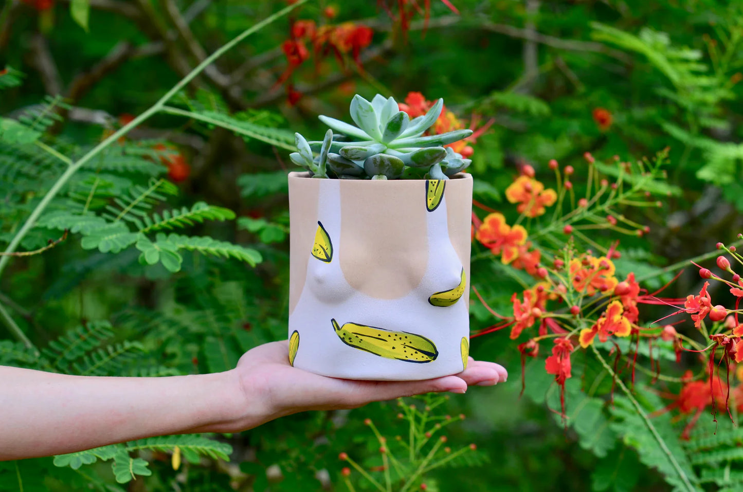 Tops Vase by GroupPartner