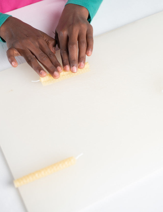 Beeswax Honeycomb Candle Kit