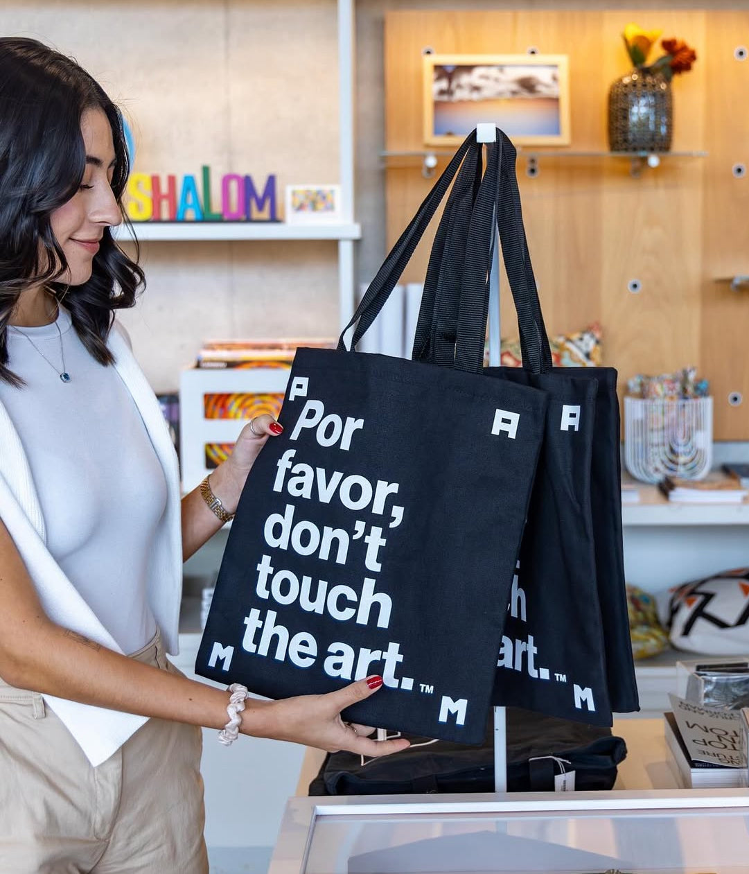 Por favor, don't touch the art™ Tote Bag