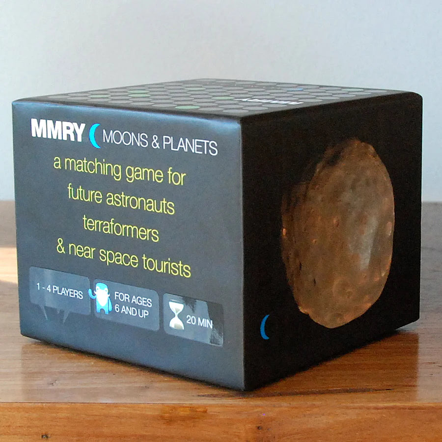 Mmry: Moons and Planets Matching Game