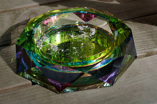 Iridescent Regenbogen Bowl