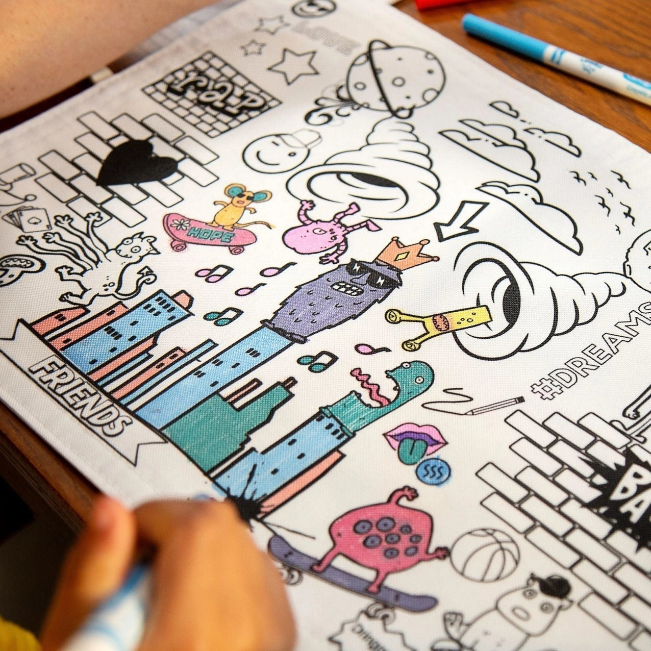 BiMoo Coloring Cloth Placemat - Graffiti