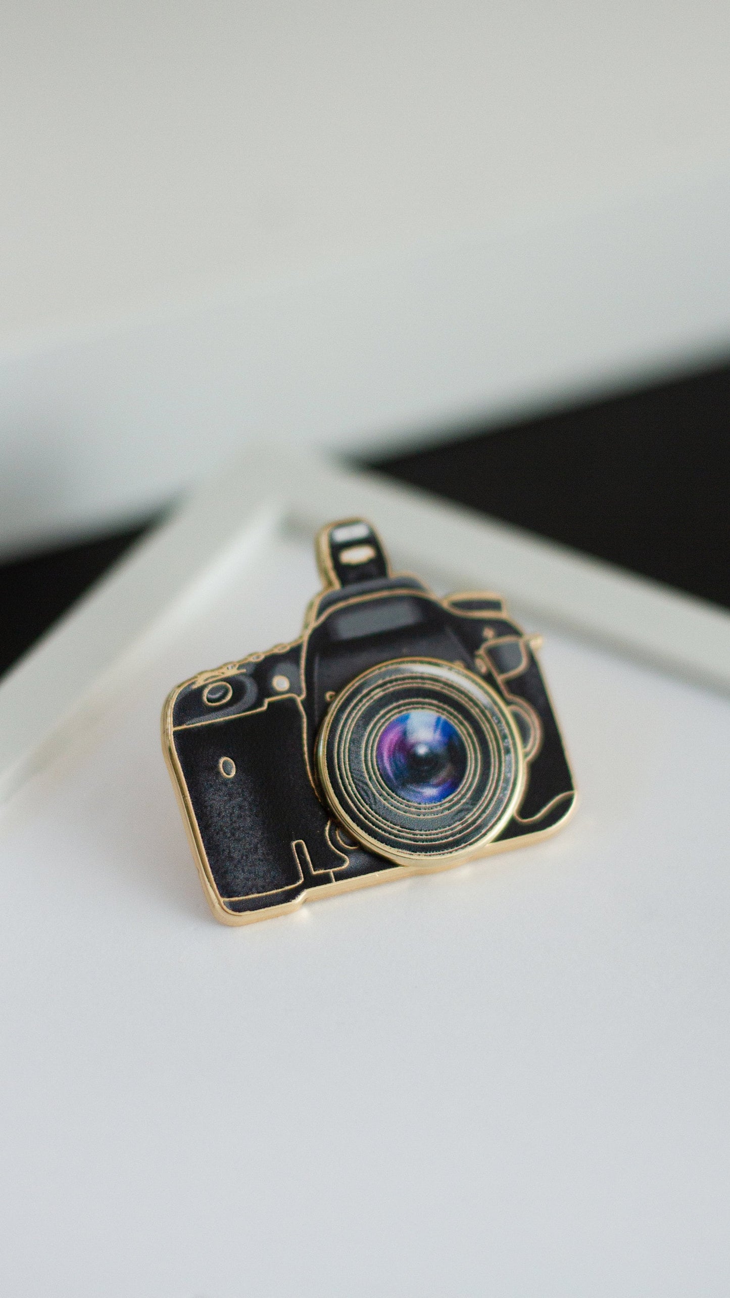 DSLR Spinning Lens Camera Enamel Pin