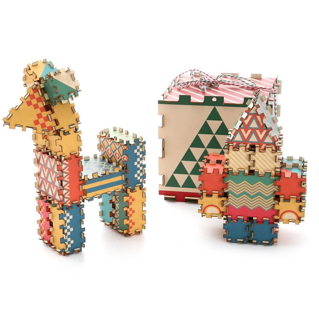 Art Toy Mini Set by Per.Brick Public
