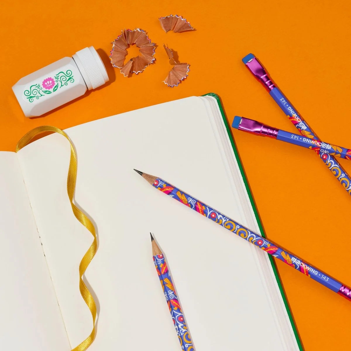 Blackwing Frida Kahlo Notebook Essentials Set