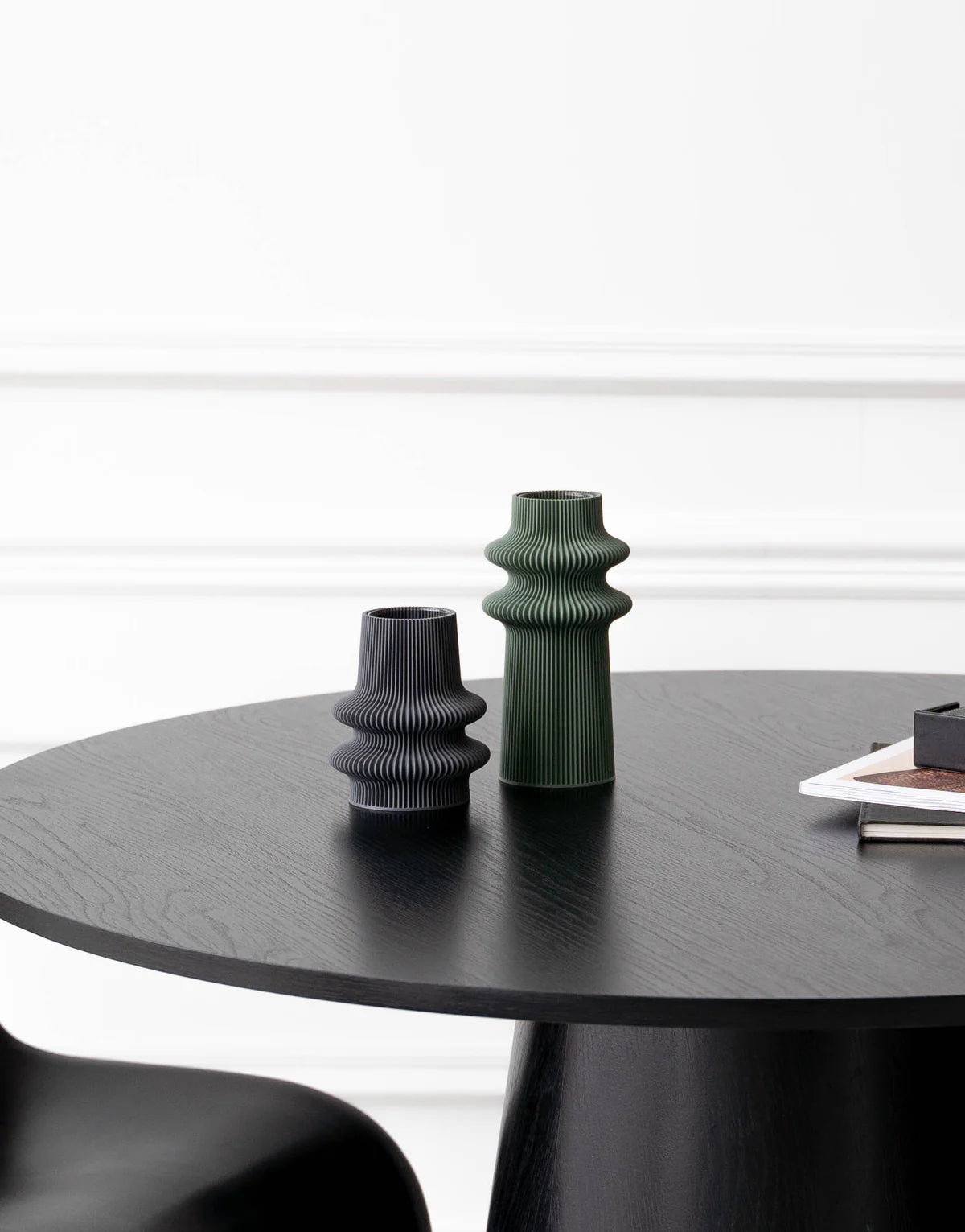 Recozy Tower 1 Vase - Midnight Black