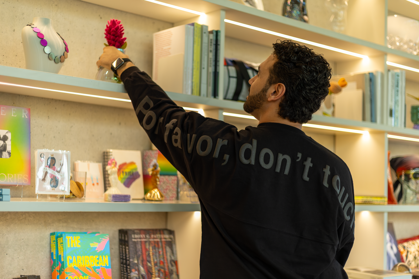 Por favor, don't touch the art™ Sweatshirt
