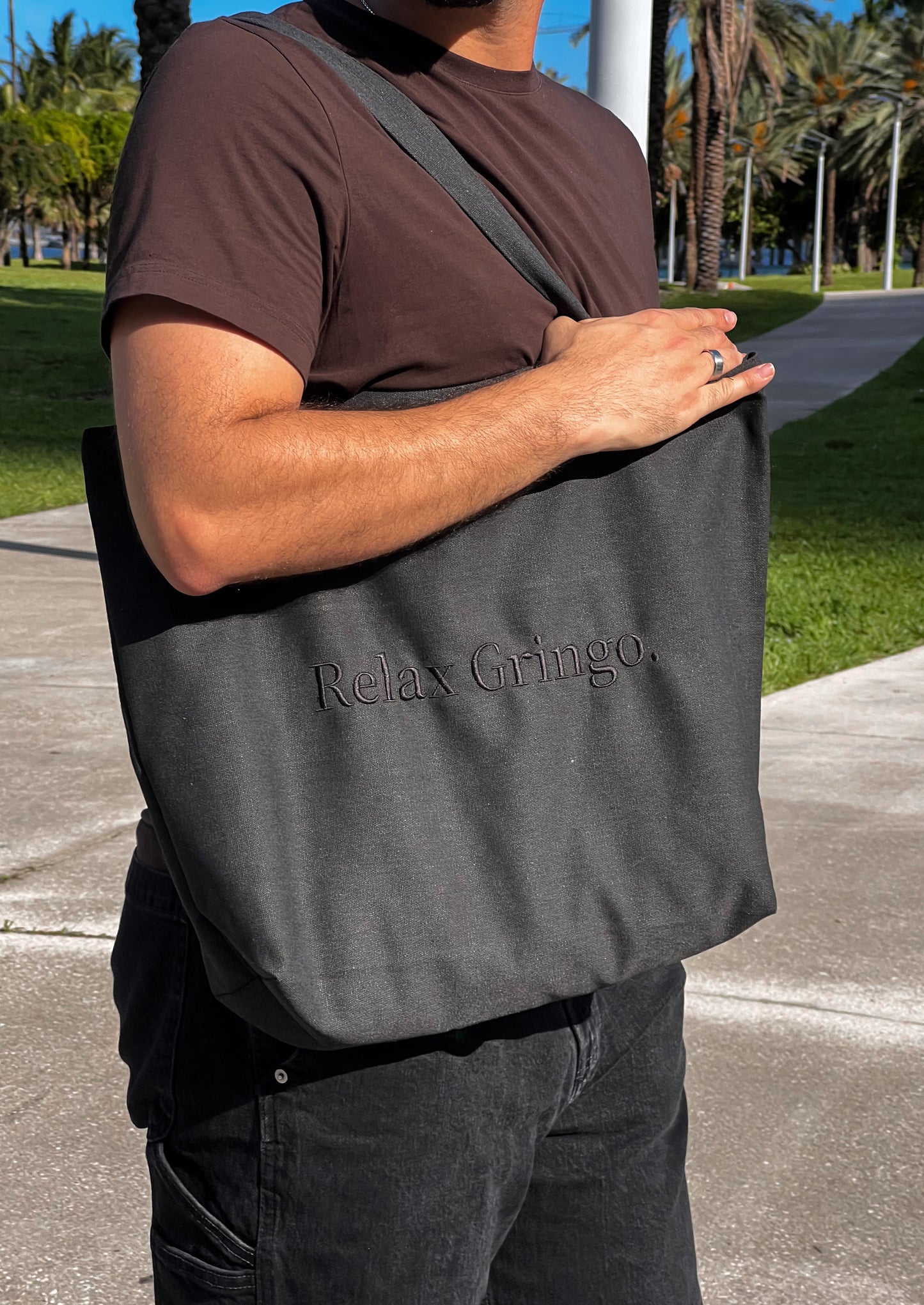 Gonzalo Hernandez Legally Tote