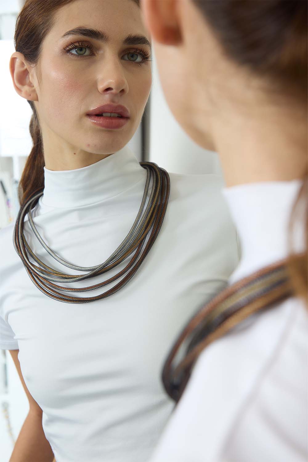 Metallic Life Round Necklace