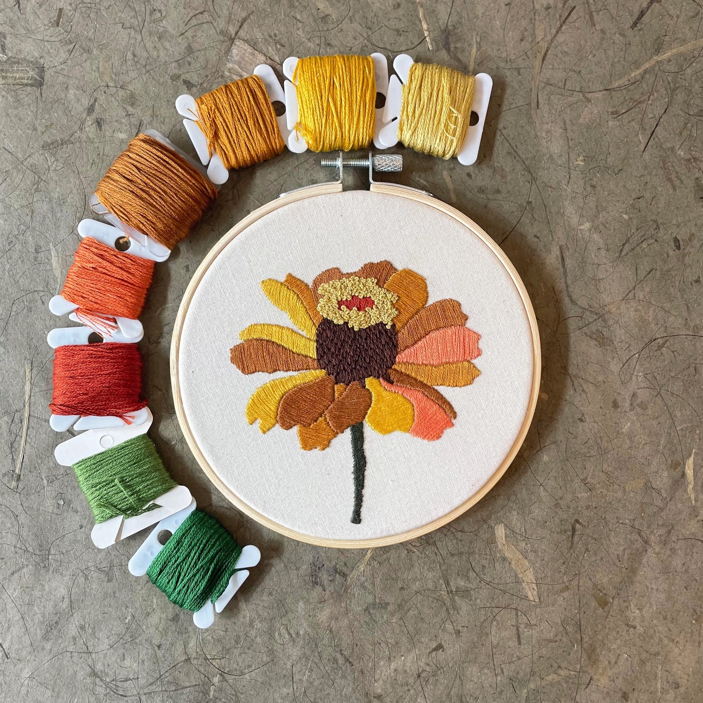 DIY Embroidery Kit - Zinnia No. 1 (5")