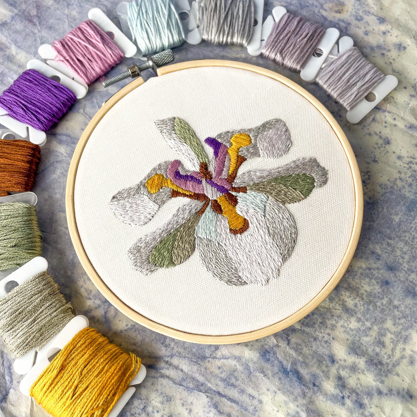 DIY Embroidery Kit - Dwarf Iris (5")