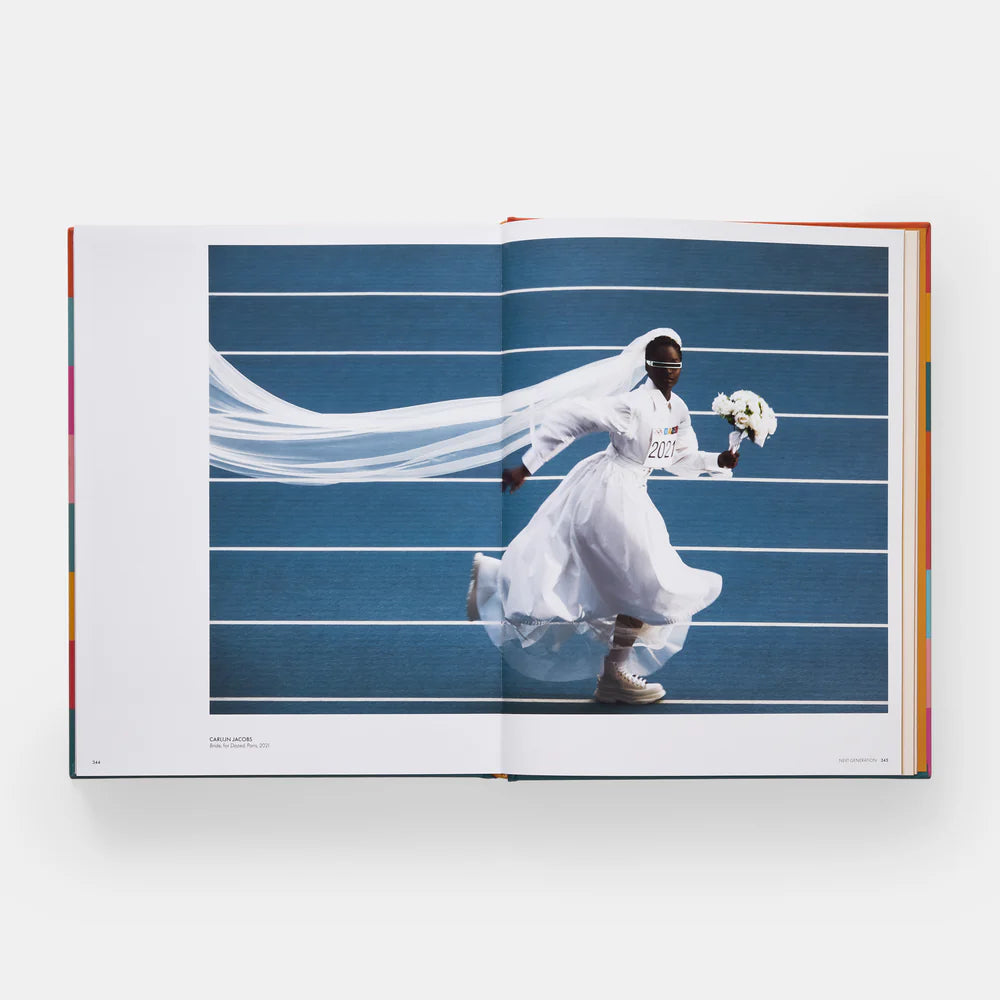 Mix & Match: Fashion Photography Meets Contemporary Art