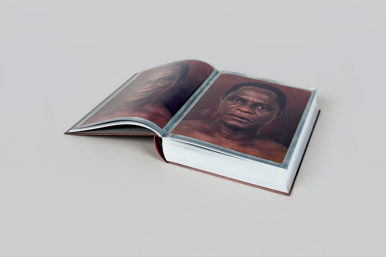 Samuel Fosso: SIXSIXSIX