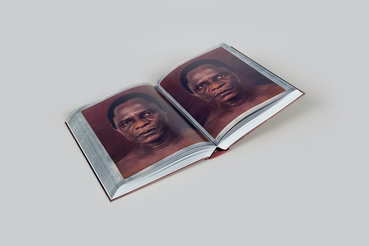 Samuel Fosso: SIXSIXSIX